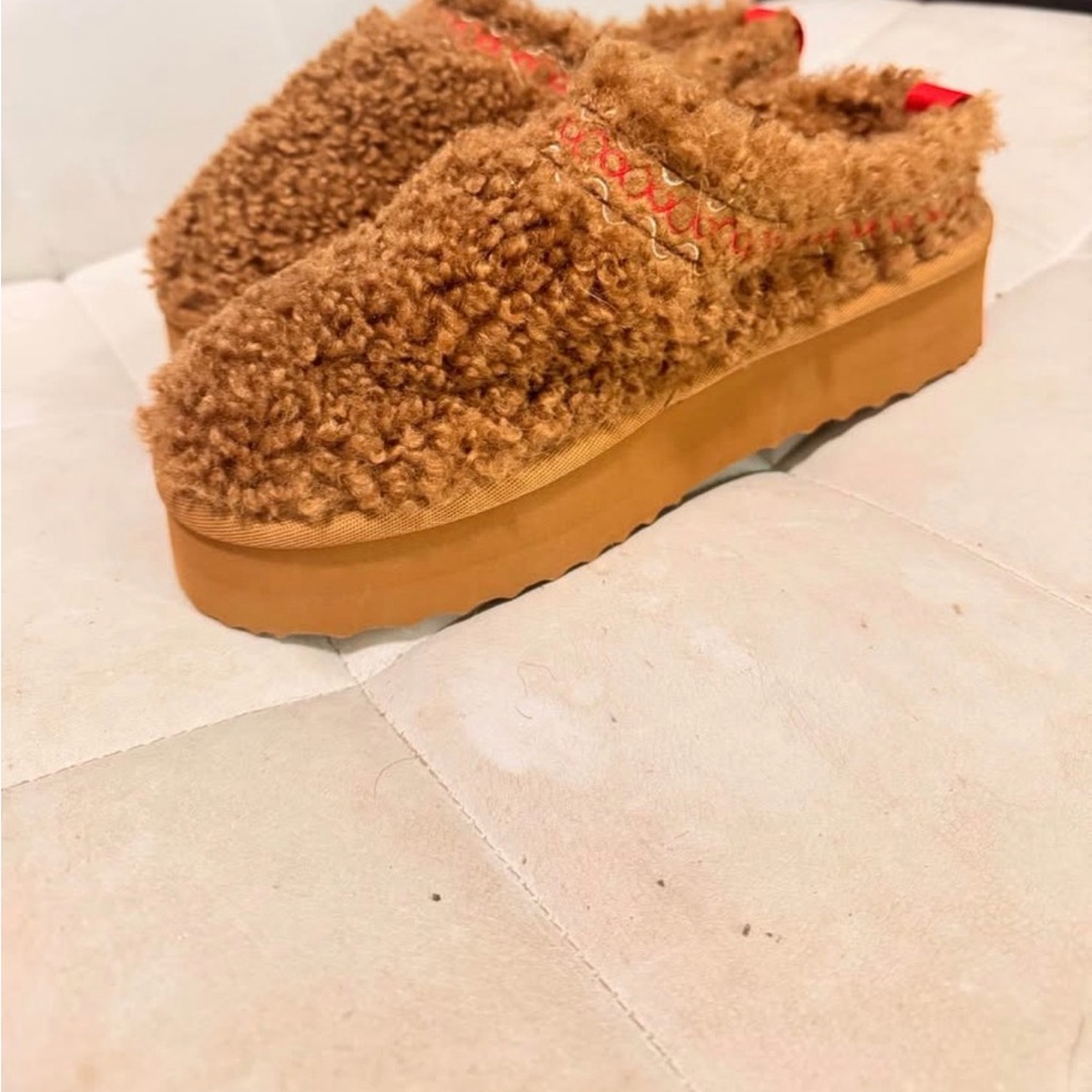 Cozy Brown Fuzzy Platform Slippers